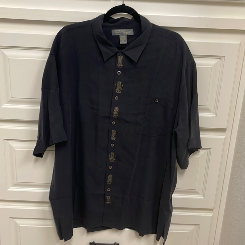 Tori Richard men’s silk shirt, like new
